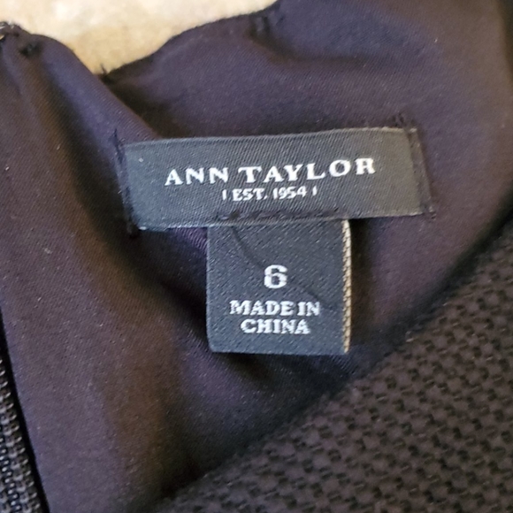 Ann Taylor little black dress - Picture 3 of 3